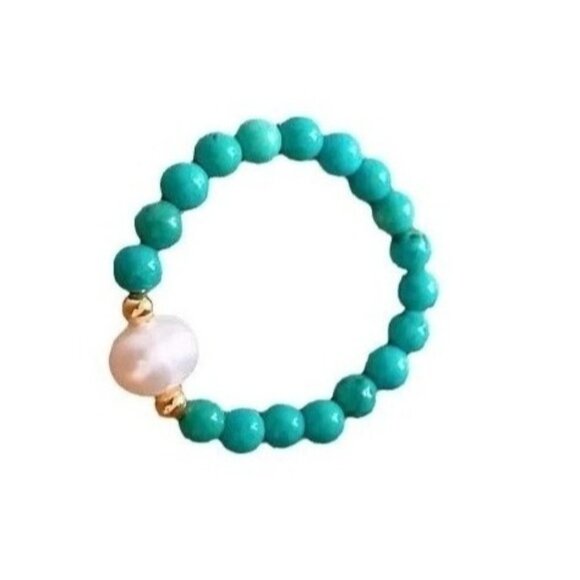 Queen's Attic Ltd. Jewelry - 2/$24 Turquoise Beaded Ring With Freshwater Pearl & Gold Accent